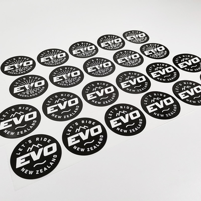 Labels au détail faits sur commande de BOPP vernissant le papier imprimable rotatoire d'autocollant de vinyle