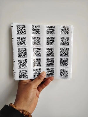 Coupe de baiser Tailles différentes Autocollant Qr intelligent personnalisé Étiquettes autocollants